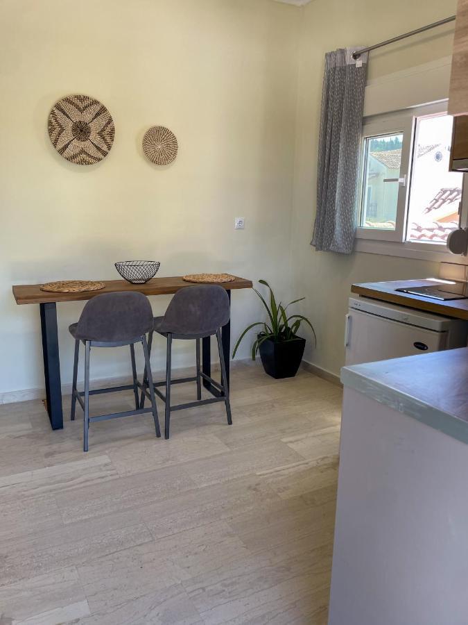 סידריון Euphoria Suites And Studios מראה חיצוני תמונה