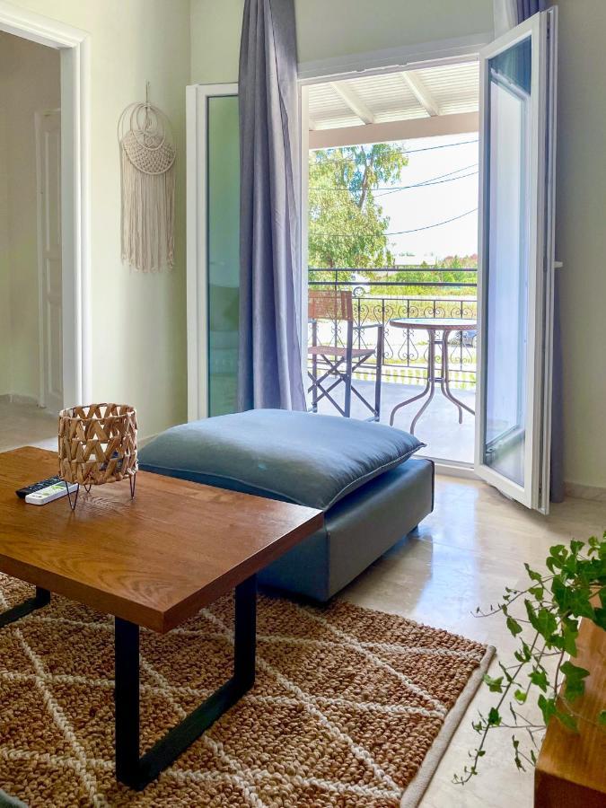 סידריון Euphoria Suites And Studios מראה חיצוני תמונה