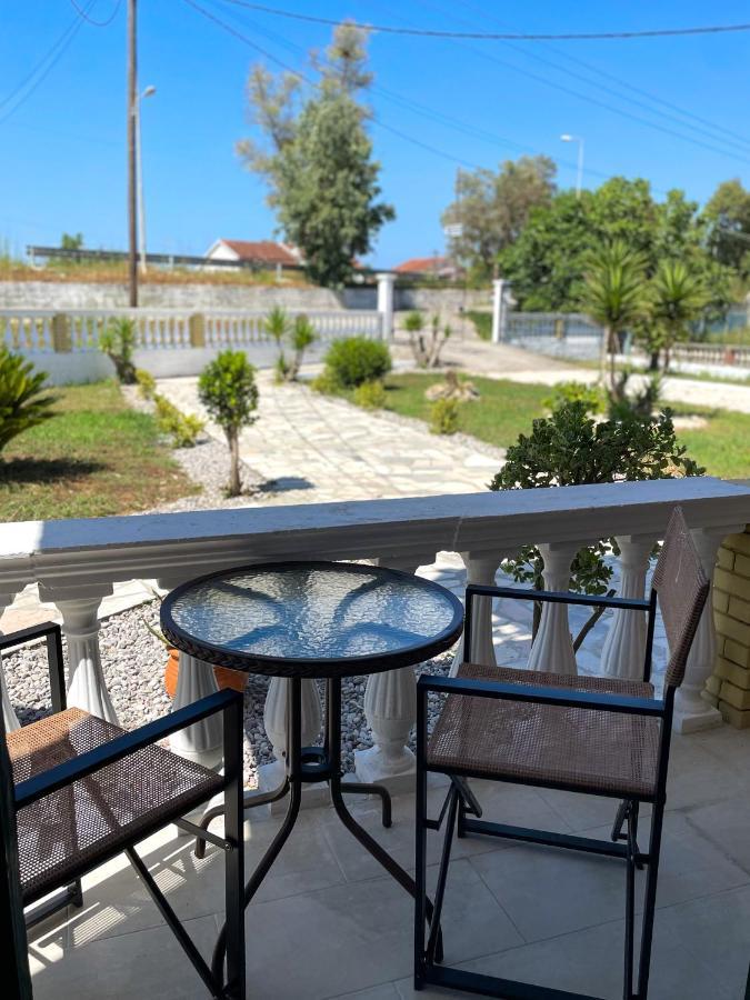 סידריון Euphoria Suites And Studios מראה חיצוני תמונה