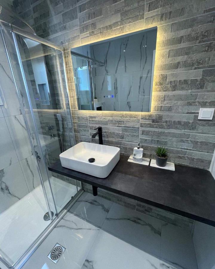 סידריון Euphoria Suites And Studios מראה חיצוני תמונה