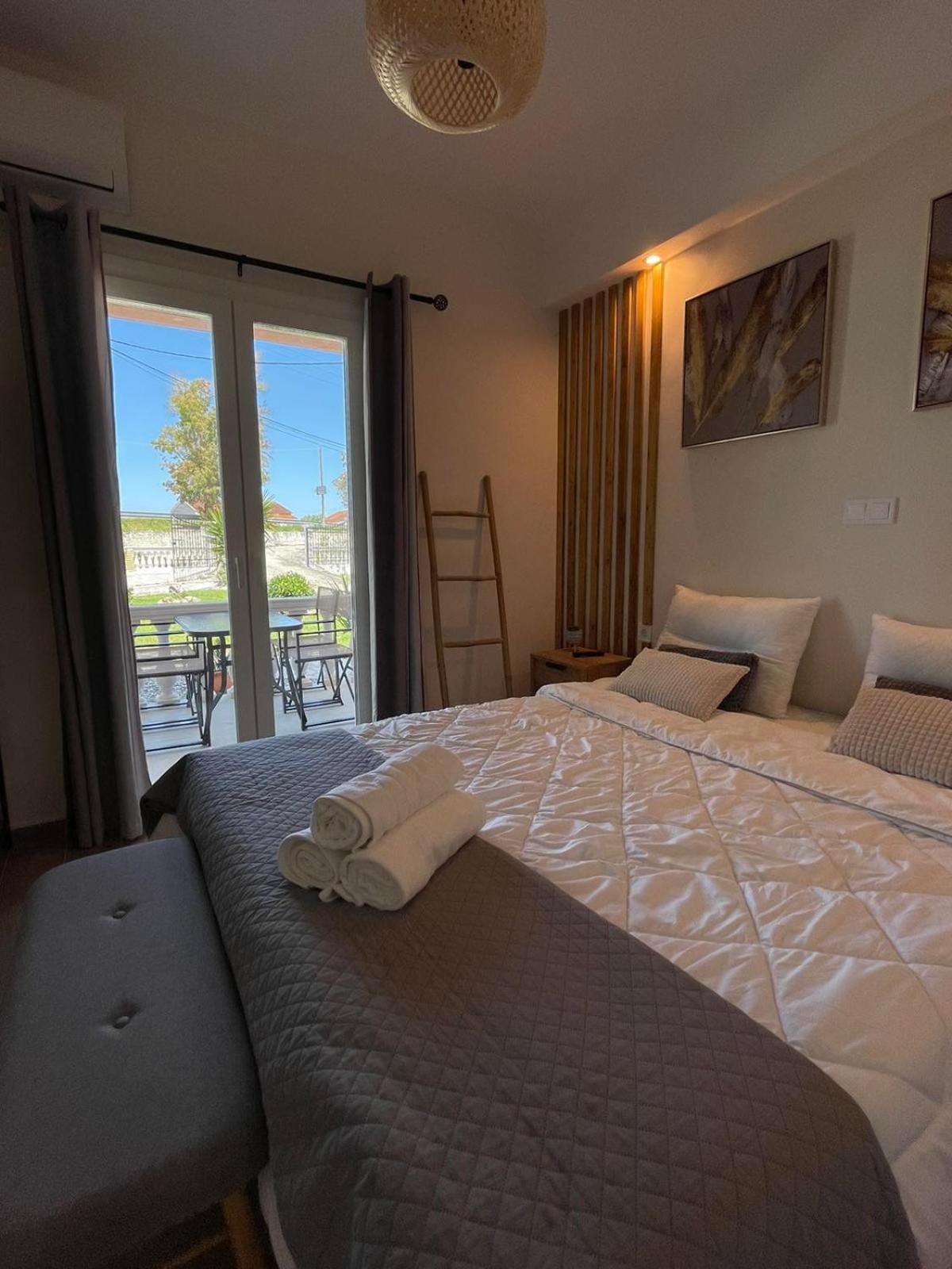 סידריון Euphoria Suites And Studios מראה חיצוני תמונה