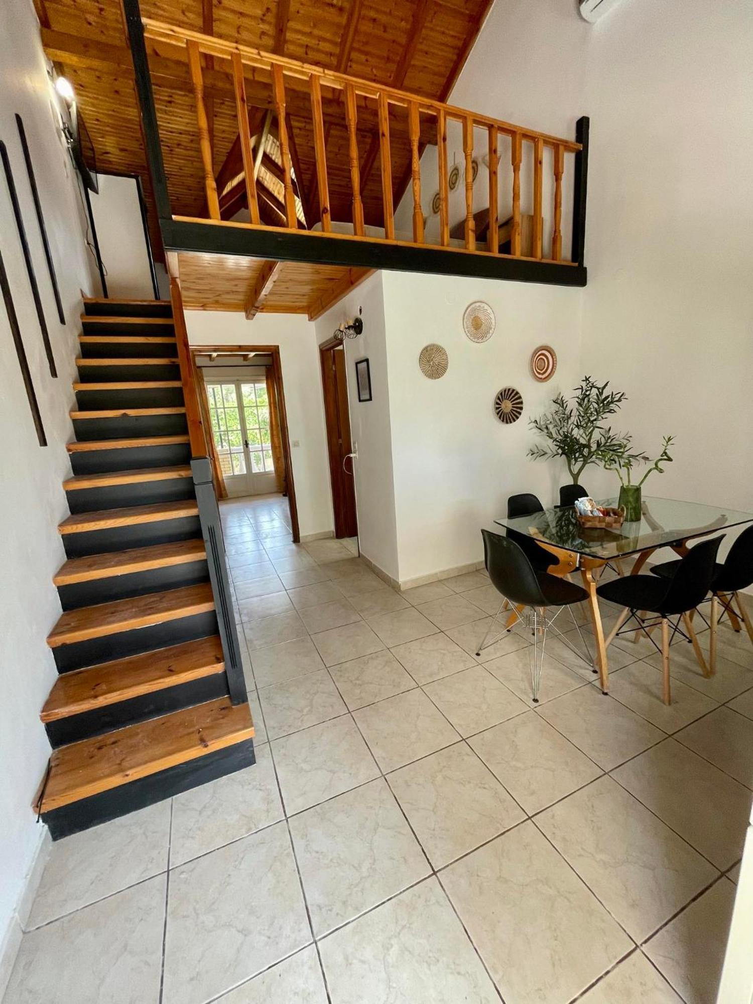 סידריון Euphoria Suites And Studios מראה חיצוני תמונה