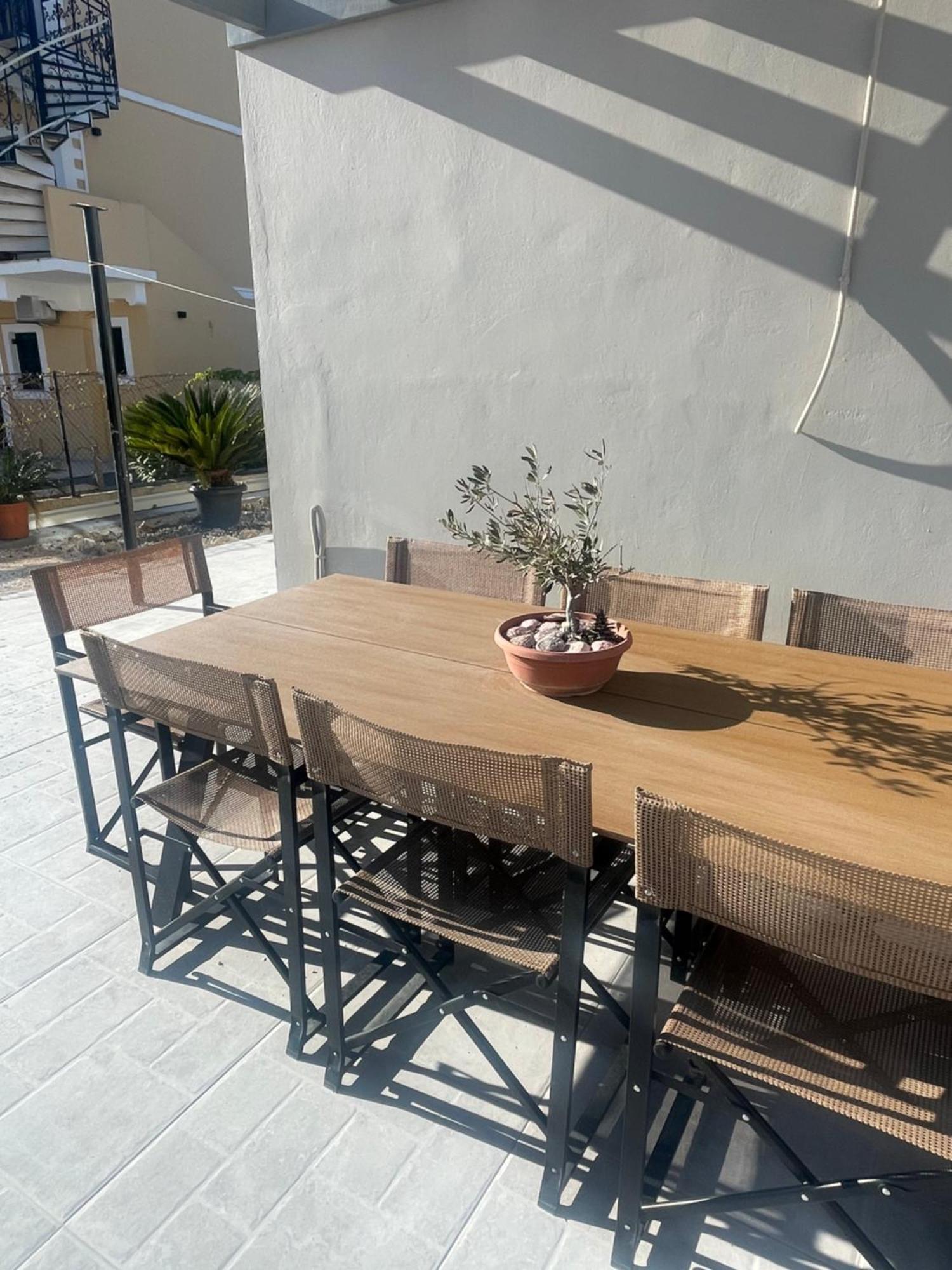 סידריון Euphoria Suites And Studios מראה חיצוני תמונה