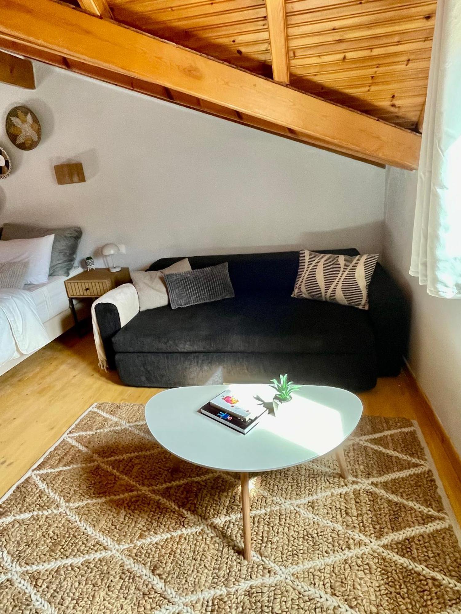 סידריון Euphoria Suites And Studios מראה חיצוני תמונה